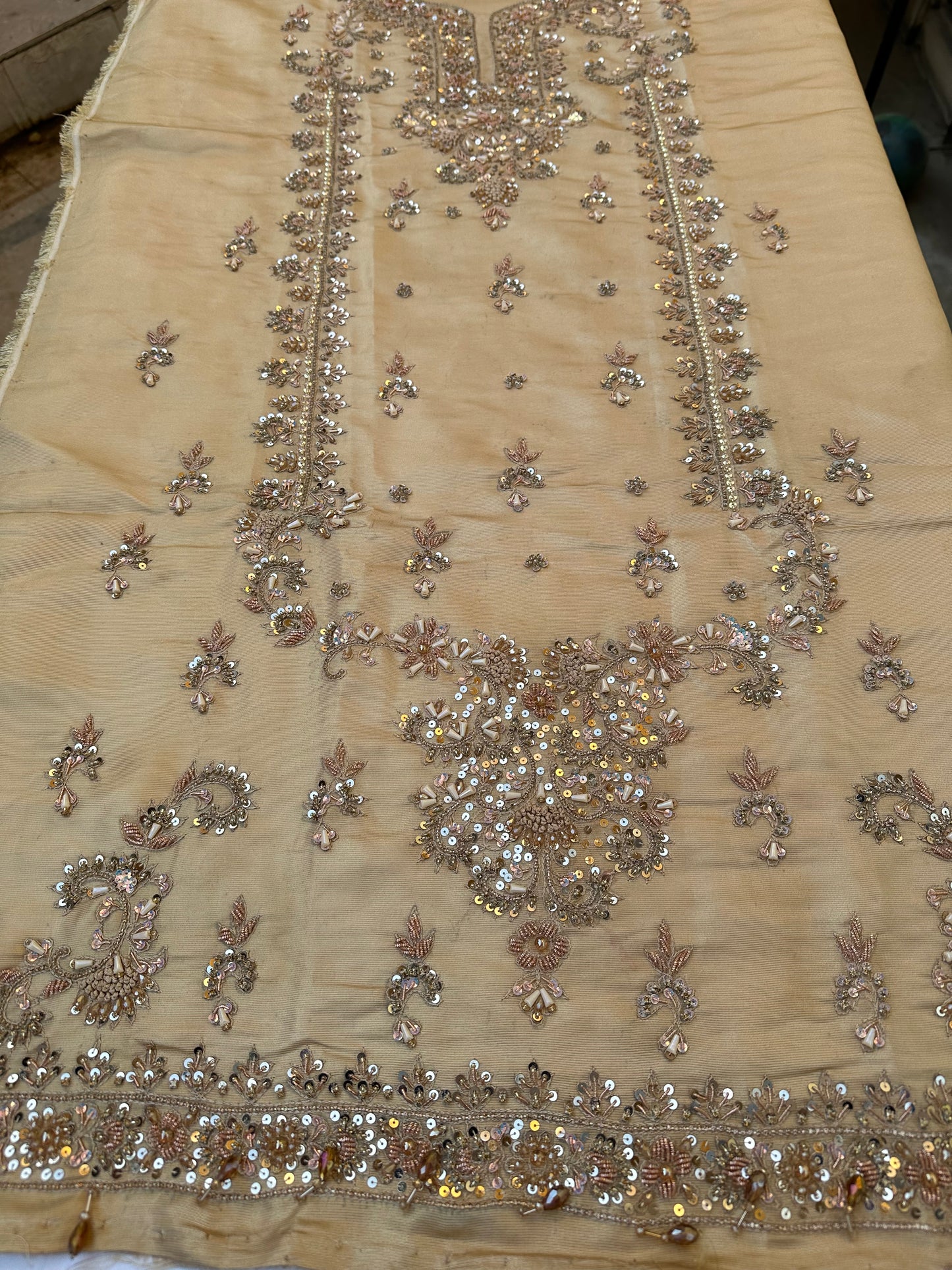 Sunehri set