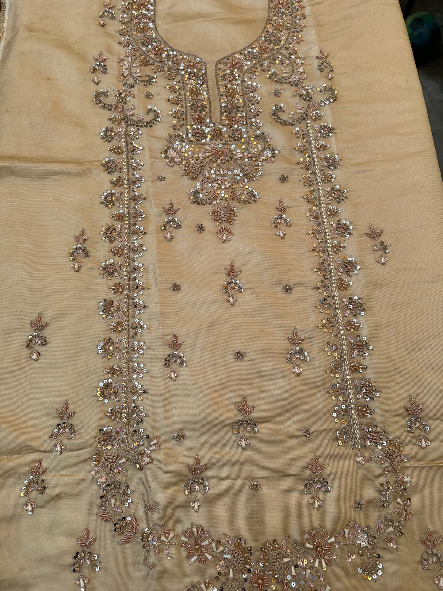 Sunehri set
