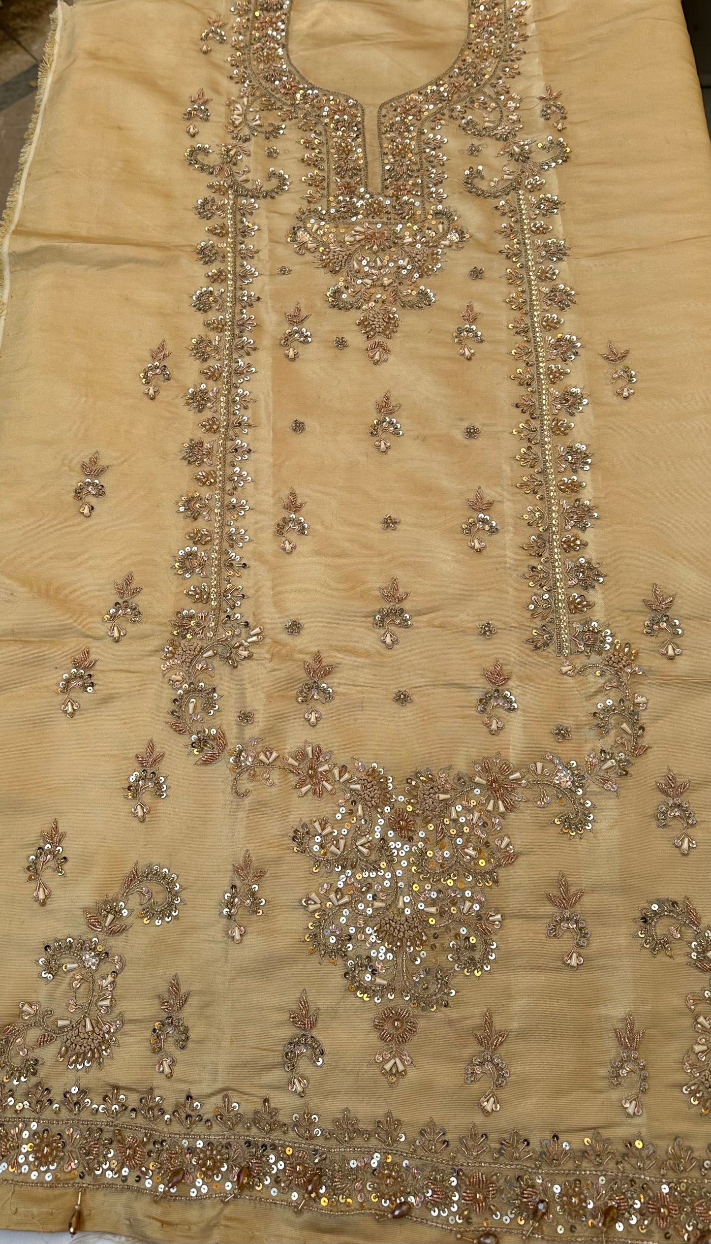 Sunehri set