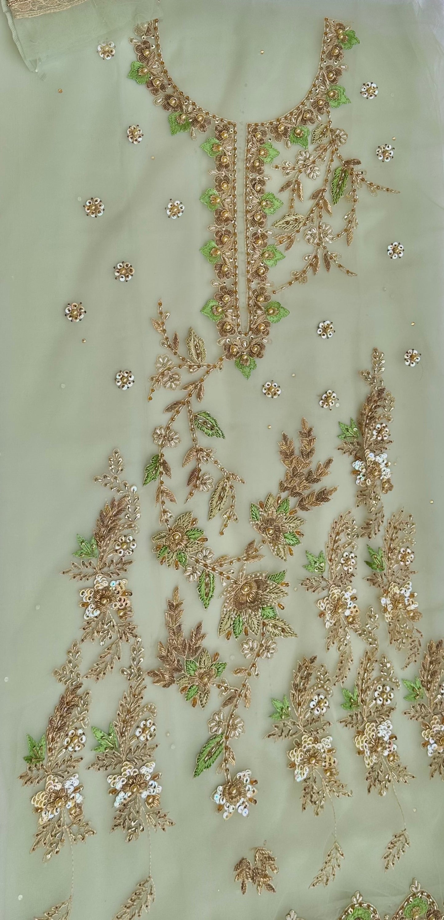 Reshami phool